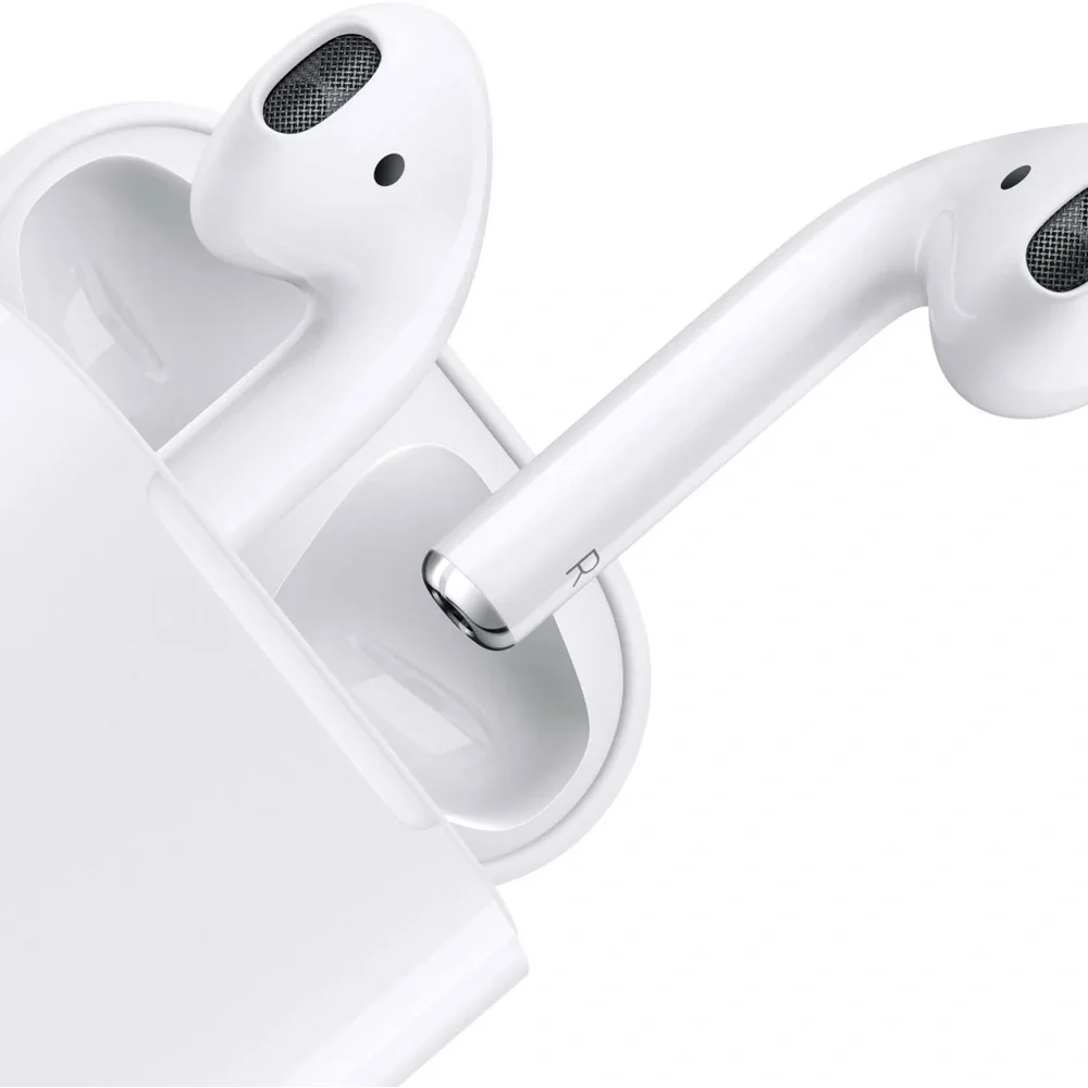Apple White AirPods 2nd Gen Wireless Headset